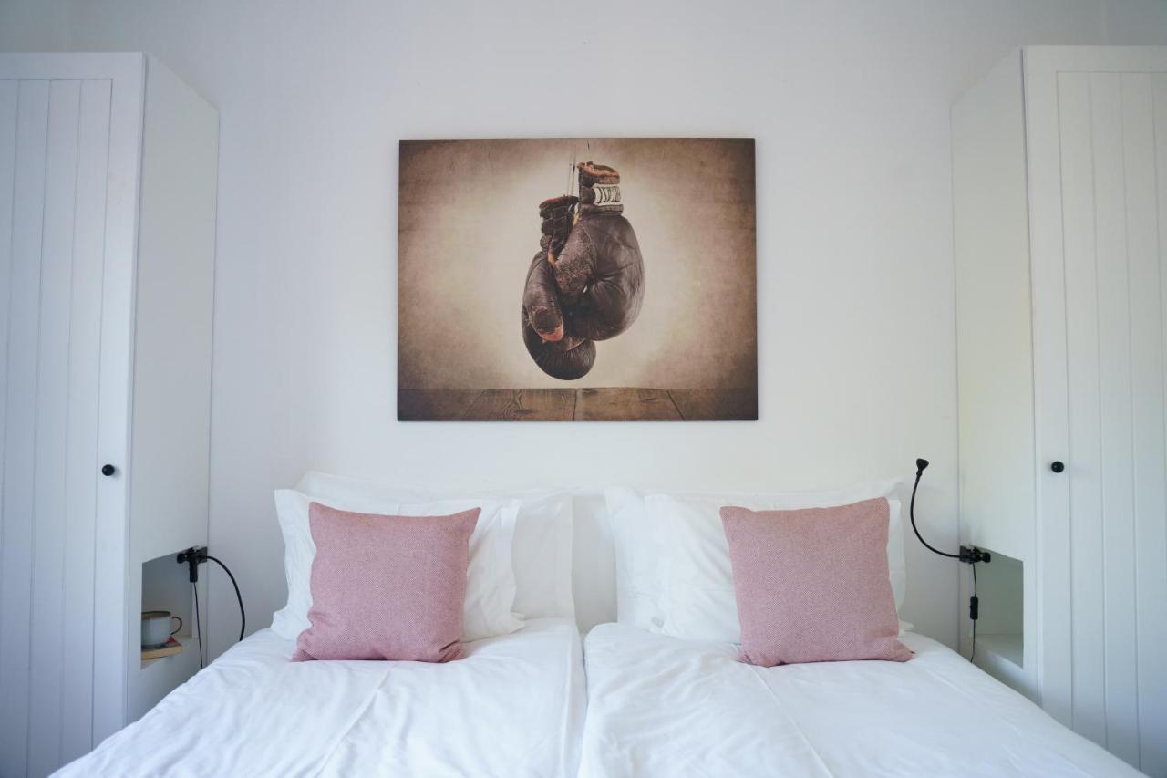 Azen Cool House Bed & Breakfast Azenhas do Mar Exterior foto